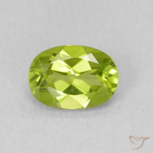 0.90ct 자연스러운 미디엄 그린 감람석, 타원형, VS