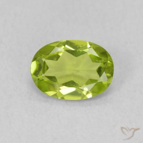 0.80ct 자연스러운 미디엄 그린 감람석, 타원형, VS