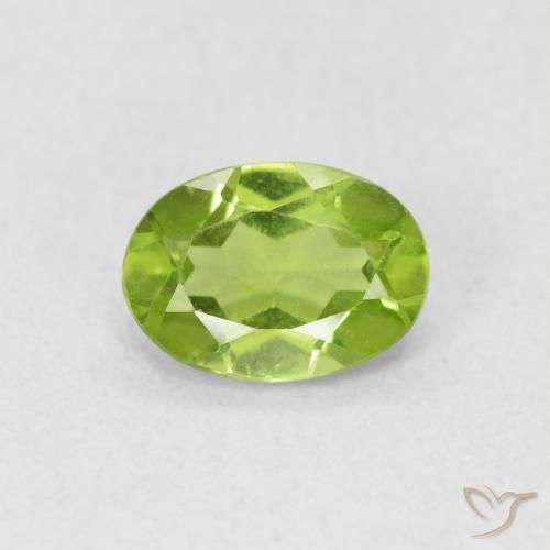 0.90ct 자연스러운 미디엄 그린 감람석, 타원형, VS