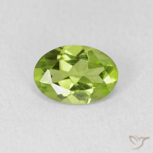 0.73ct 자연스러운 황록색 감람석, 타원형, VVS-VS