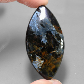 46.20캐럿 천연 멀티컬러 피터사이트, 마퀴즈, 47.7×24.3 mm, 불투명체