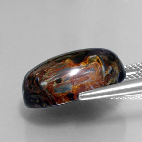 13.37캐럿 천연 멀티컬러 피터사이트, 타원형 컷, 17.9×12.9 mm, 불투명체