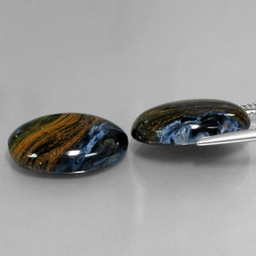 17.13캐럿 천연 멀티컬러 피터사이트 보석, 타원형 컷, 18.1×13.1 mm, 불투명체
