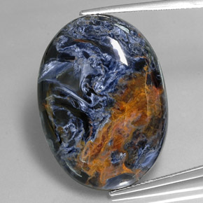 37.83캐럿 천연 멀티컬러 피터사이트, 타원형 컷, 30.1×22.1 mm, 불투명체
