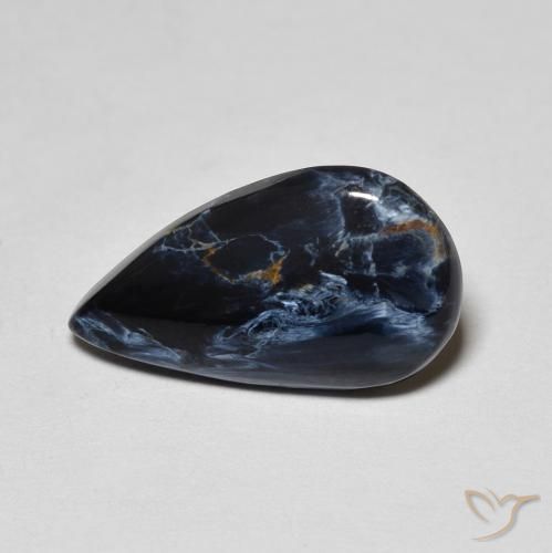 2.66ct 자연스러운 다색 피터사이트, 배 모양, 불투명체
