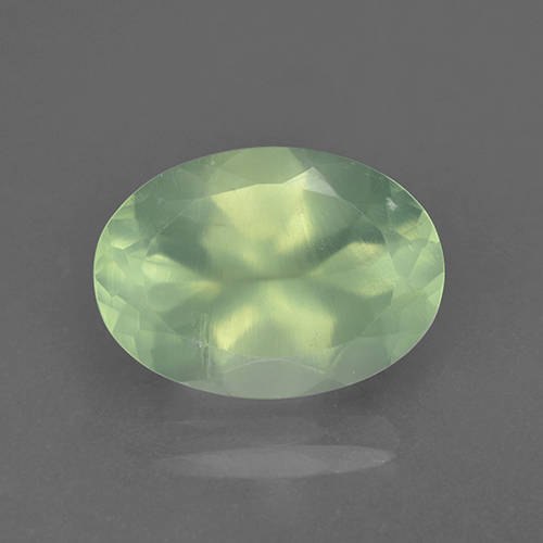 5.78캐럿 천연 Olive Green  프레나이트, 타원형 컷, 14×10 mm, 투명한