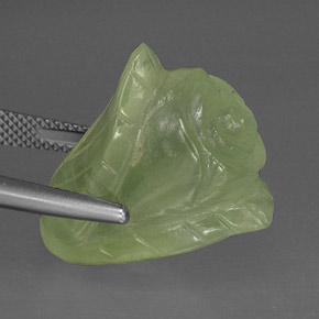 33.63캐럿 천연 그린 프레나이트, 투명한, 22.5×18.8 mm, 투명/반투명