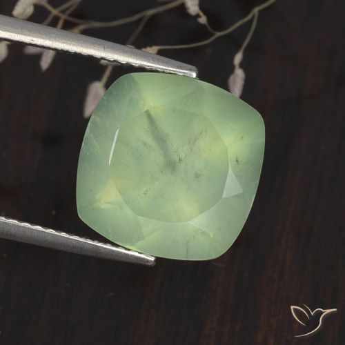6.75ct 자연스러운 Light Yellow Green  프레나이트, 방석, 투명한