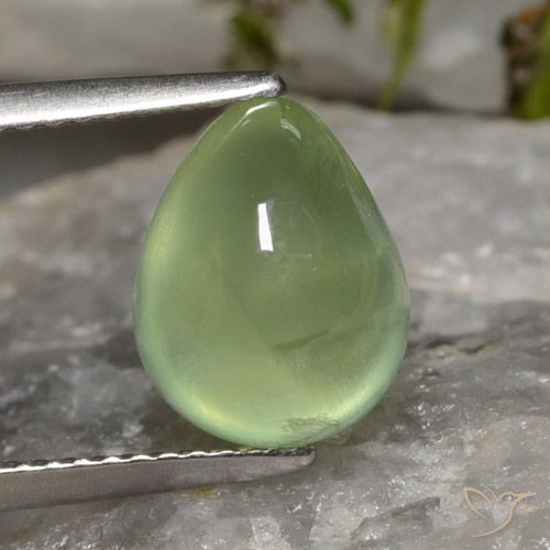 4.03ct 자연스러운 Pale Pear Green  프레나이트, 배 모양, 투명한