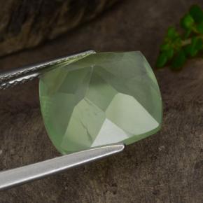 7.15캐럿 천연 Pale Pear Green  프레나이트, 투명한, 12×11.9 mm, 투명/반투명