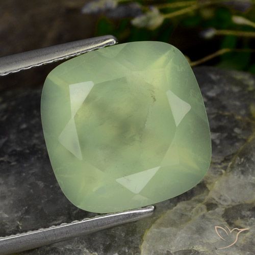 6.97ct 자연스러운 Pale Pear Green  프레나이트, 방석, 투명한