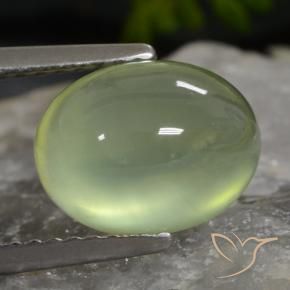 3.26캐럿 천연 Medium Green  프레나이트, 타원형 컷, 9.9×7.6 mm, 투명한