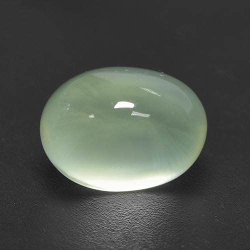 2.70캐럿 천연 Medium Green  프레나이트, 타원형 컷, 8.7×6.5 mm, 투명한