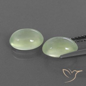 3.01캐럿 천연 Pale Pear Green  프레나이트 보석, 타원형, 투명/반투명