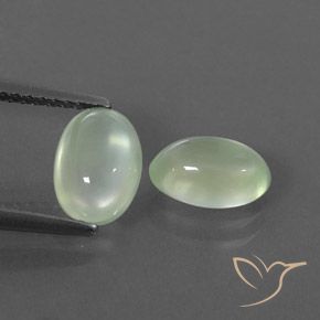 2.46ctw 자연스러운 Pale Pear Green  프레나이트, 타원형, 투명/반투명