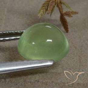 2.11캐럿 천연 Medium Green  프레나이트, 타원형, 투명한