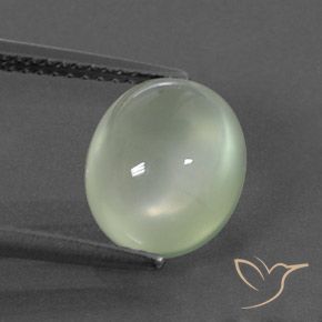 3.91ct 자연스러운 Yellow Green  프레나이트, 타원형, 투명/반투명