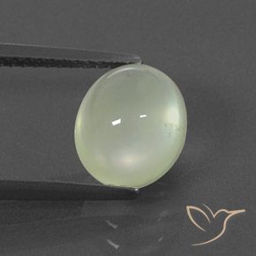 3.04ct 자연스러운 Warm Green     프레나이트, 타원형, 투명/반투명