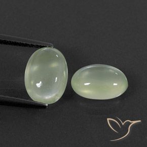 3.52ctw 자연스러운 Pale Green  프레나이트, 타원형, 투명/반투명