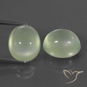 7.78ctw 자연스러운 Light Green  프레나이트, 타원형, 투명/반투명