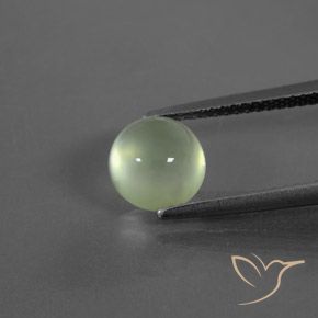 2.51ct 자연스러운 연한 초록색 프레나이트, 둥근, 투명한