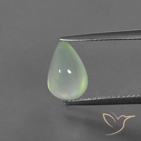 2.80ct 자연스러운 옅은 황록색 프레나이트, 배 모양, 투명한