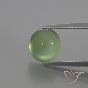 3.24ct 자연스러운 황록색 프레나이트, 타원형, 투명한