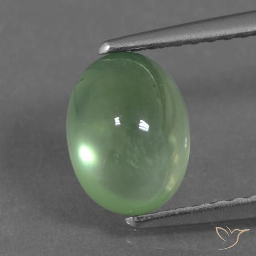 2.14ct 자연스러운 미디엄 그린 프레나이트, 타원형, 투명한