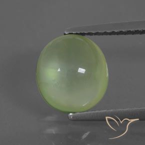 2.43ct 자연스러운 라임 그린 프레나이트, 타원형, 투명한