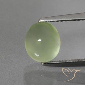 2.65ct 자연스러운 페일 페어 그린 프레나이트, 타원형, 투명/반투명