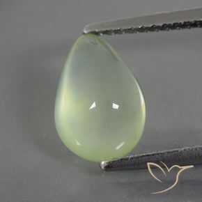 2.77ct 자연스러운 옅은 녹색 프레나이트, 배 모양, 투명/반투명