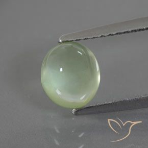 1.67ct 자연스러운 페일 페어 그린 프레나이트, 타원형, 투명/반투명