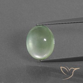 3.22ct 자연스러운 밝은 노란색 녹색 프레나이트, 타원형, 투명한