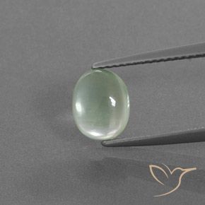 1.61ct 자연스러운 옅은 황록색 프레나이트, 타원형, 투명한