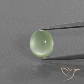 1.76ct 자연스러운 페일 페어 그린 프레나이트, 타원형, 투명/반투명