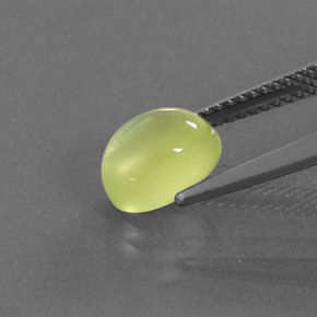 2.36캐럿 천연 연두색 프레나이트, 타원형 컷, 투명한