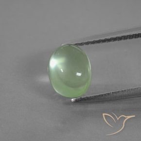 1.95ct 자연스러운 황록색 프레나이트, 타원형, 투명한