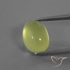 4.47ct 자연스러운 연노랑 프레나이트, 타원형, 투명/반투명