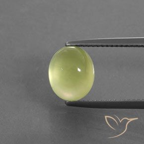 3.66ct 자연스러운 연노랑 프레나이트, 타원형, 투명/반투명