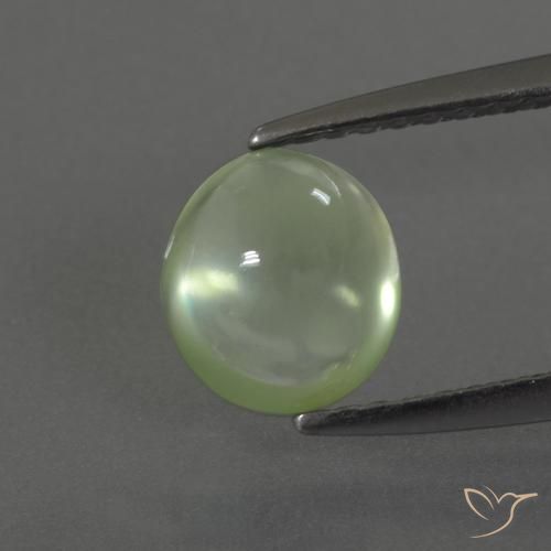 1.50ct 자연스러운 옅은 라임 그린 프레나이트, 타원형, 투명한