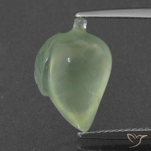 6.75ct 자연스러운 미디엄 그린 프레나이트, 팬시한, 투명한