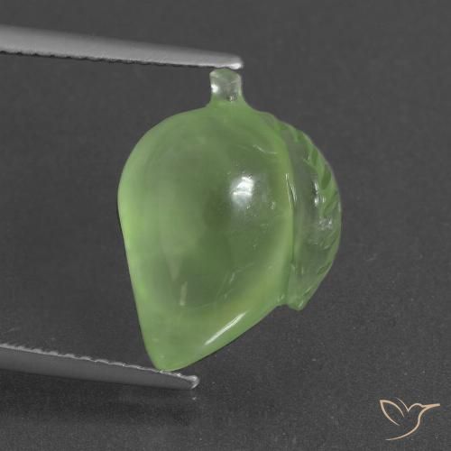 8.73ct 자연스러운 미디엄 그린 프레나이트, 팬시한, 투명한