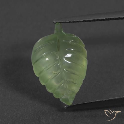 5.61ct 자연스러운 미디엄 그린 프레나이트, 팬시한, 투명한