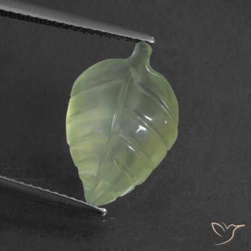 5.76ct 자연스러운 연두색 프레나이트, 팬시한, 투명한