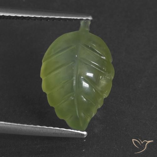 5.08ct 자연스러운 미디엄 그린 프레나이트, 팬시한, 투명한