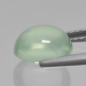 2.26캐럿 천연 매우 밝은 세이지 그린 프레나이트, 타원형 컷, 투명한