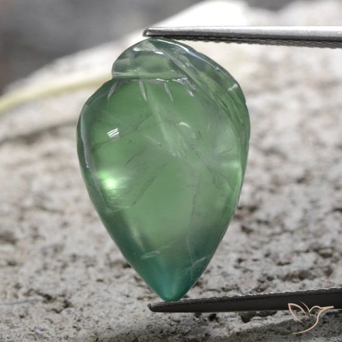 15.69ct 자연스러운 연한 초록색 프레나이트, 팬시한, 투명한