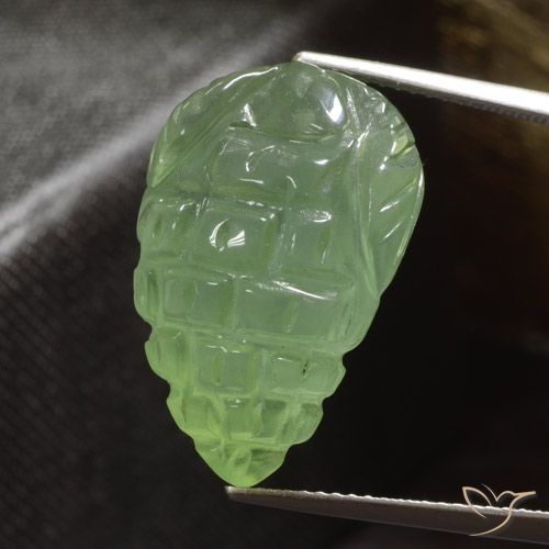 22.56ct 자연스러운 미디엄 라이트 그린 프레나이트, 팬시한, 투명한