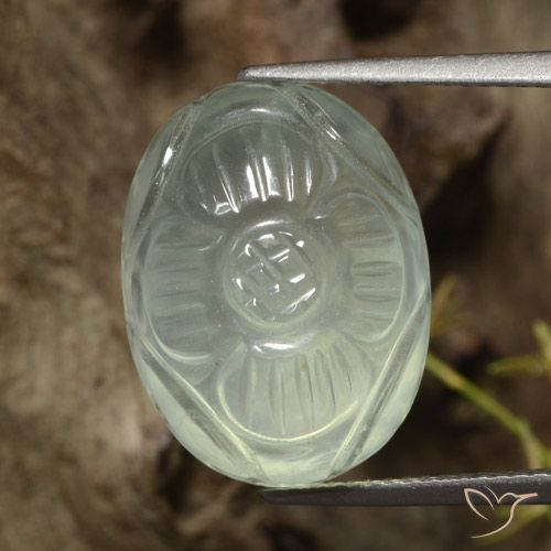 18.48ct 자연스러운 매우 밝은 녹색 프레나이트, 플라워 컷, 투명한