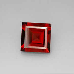 3.82캐럿 천연 레드 파이로프 가넷, 스퀘어, 9.1×9 mm, VVS